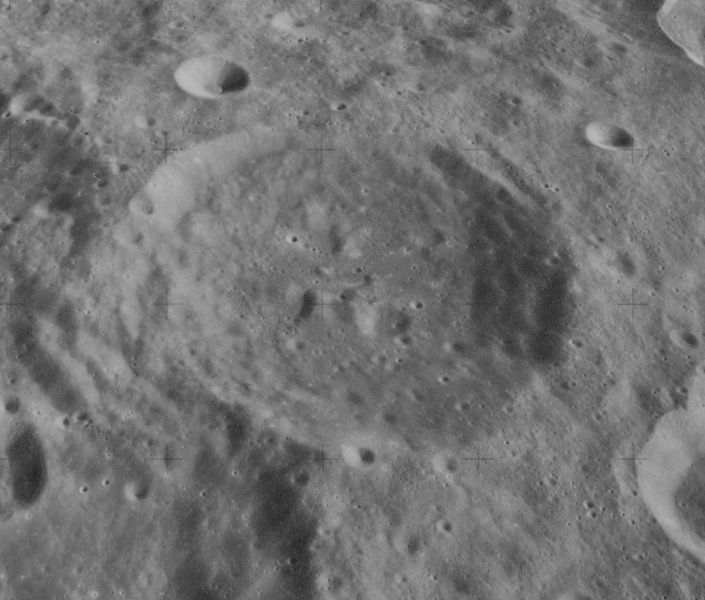 File:Hartmann crater AS16-M-0611.jpg