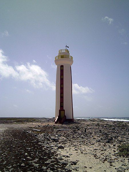 File:Lighthouse (7342907014).jpg