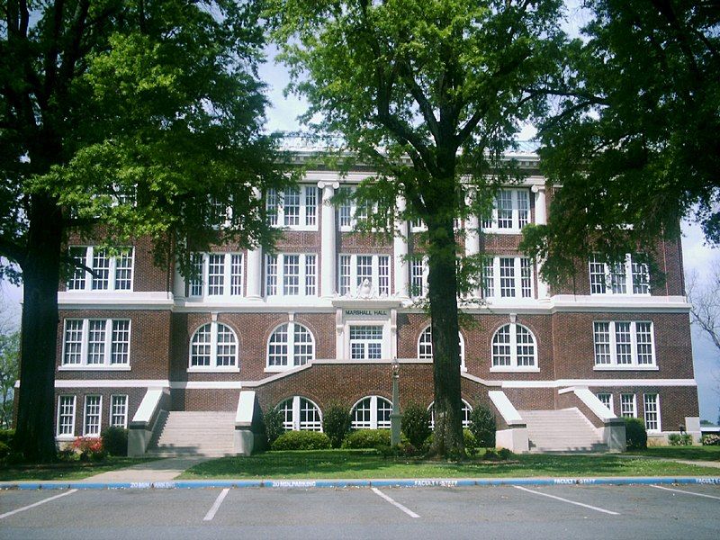 File:Marshall Hall, ETBU.jpg