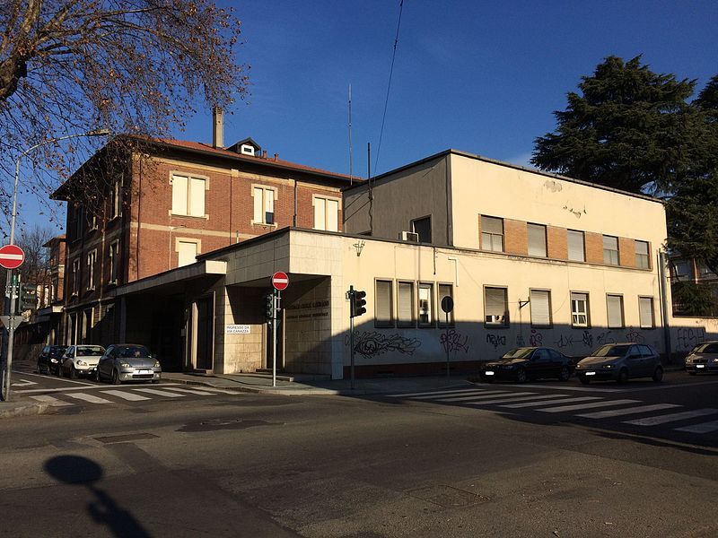 File:Ospedale di Legnano.JPG