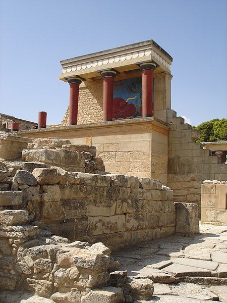 File:Reconst knossos crete.jpg