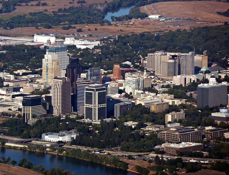 File:Sacramento Skyline (2).jpg