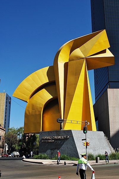 File:SculptureTorreCaballito3.jpg