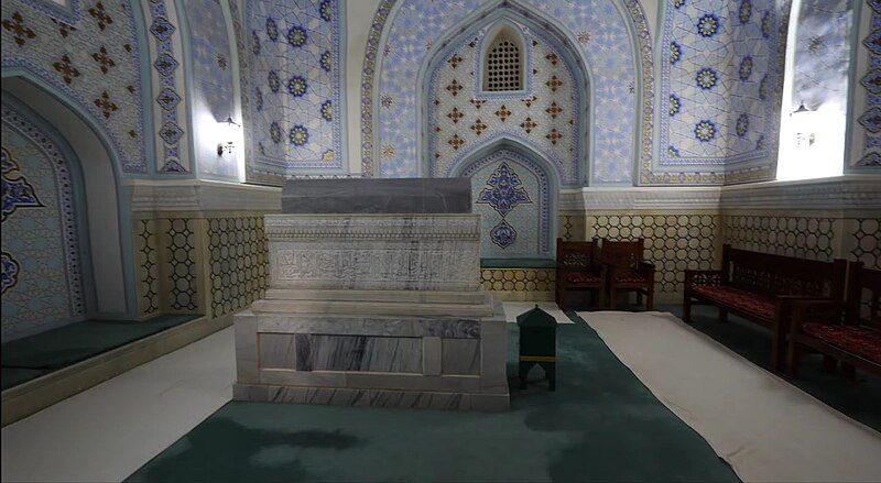 File:Shamsuddin Kulol tomb.jpg