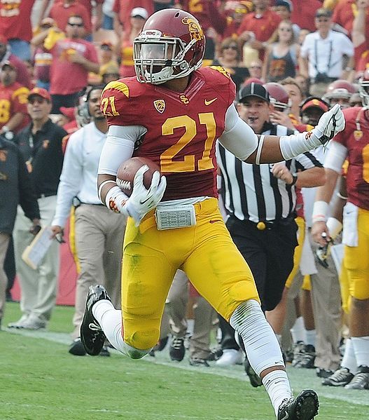 File:Su'a Cravens usc2013.jpg