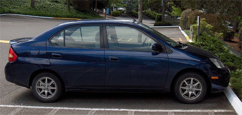 File:2003 blue Prius.jpg