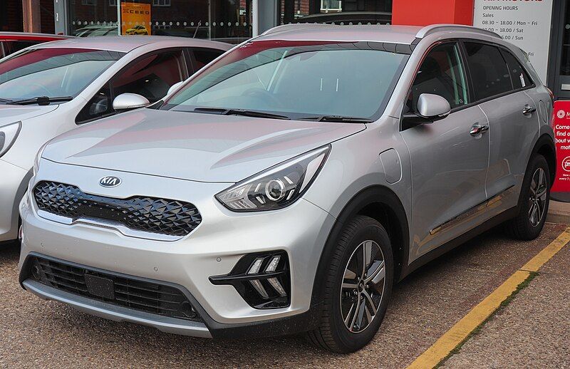 File:2019 Kia Niro.jpg