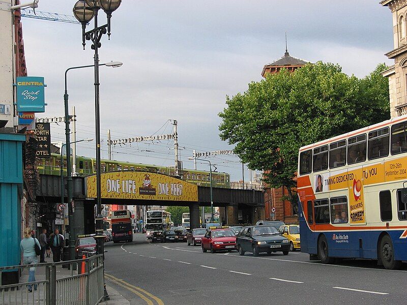 File:Amiens Street, Dublin.jpg