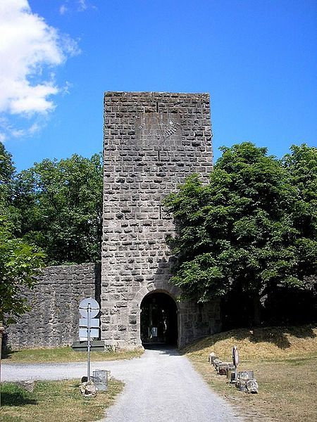 File:Burg Salzburg 15.jpg