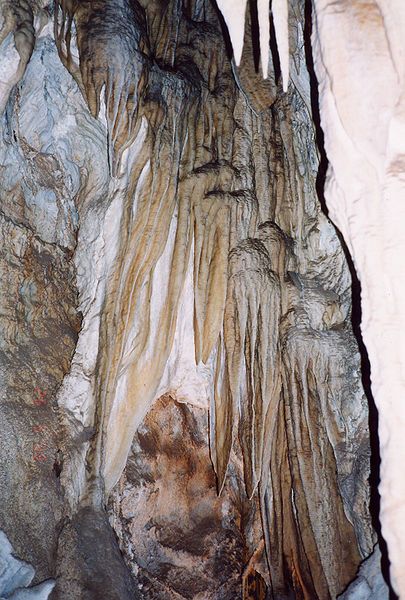 File:California-Murphys-Mercer cave2.jpg