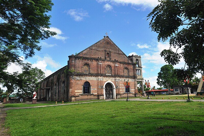 File:Camaligan Church facade.jpg