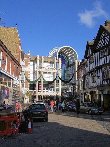 File:Church Street, Kingston-upon-Thames.jpg