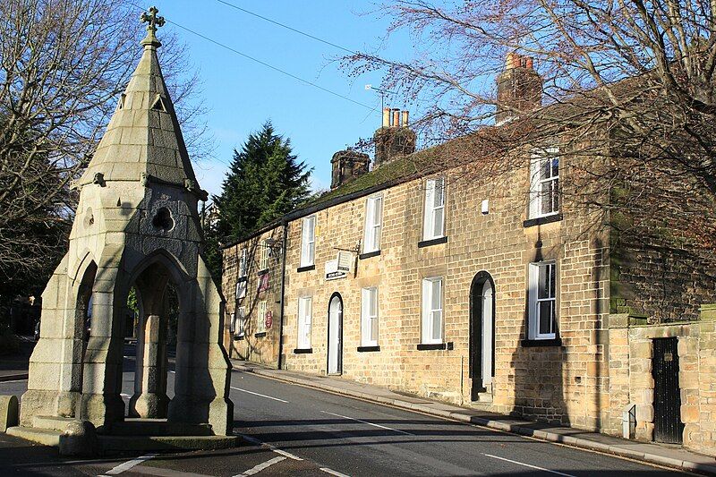 File:Dronfield High Street.01.jpg