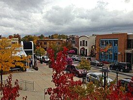 Looking west along Wealthy Street