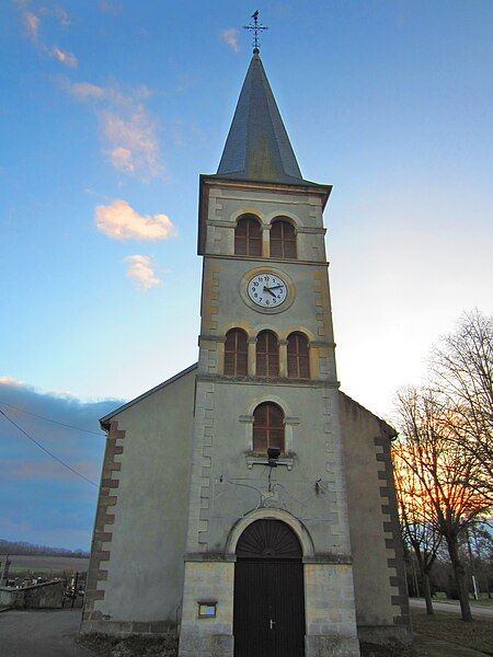 File:Eglise Arriance.JPG