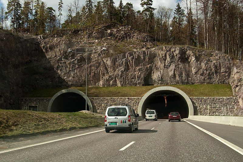 File:Flårtunnelen sør E18.jpg