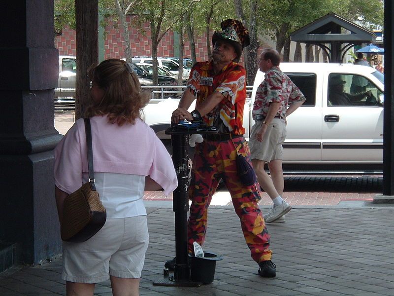 File:Galvestonstreetperformer.JPG