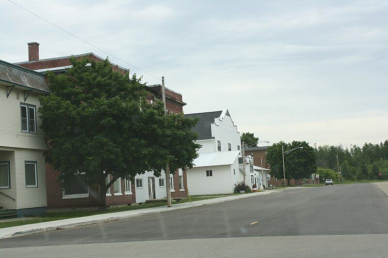 File:HermansvilleMichiganDowntown.jpg