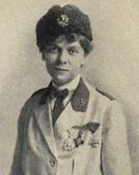 File:KathleenBurke1916.png