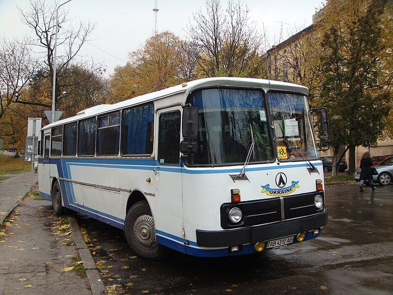 File:LAZ-699R,of Ternopil region.jpg