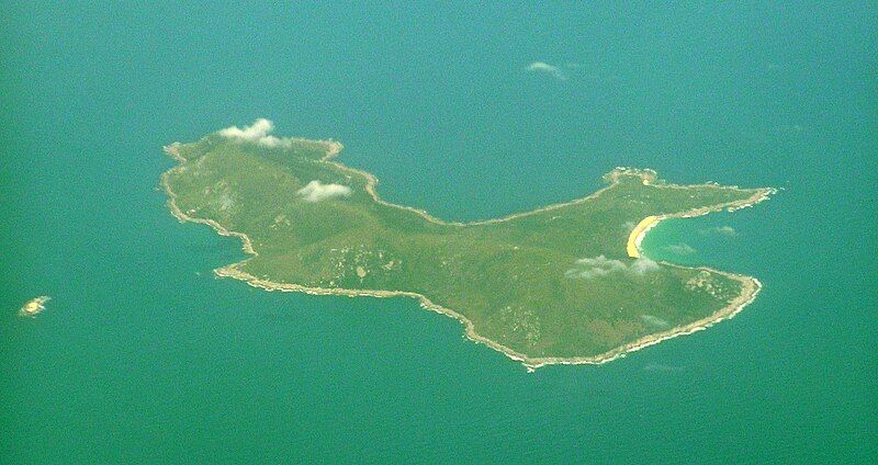 File:Outer-Sister-Island.jpg