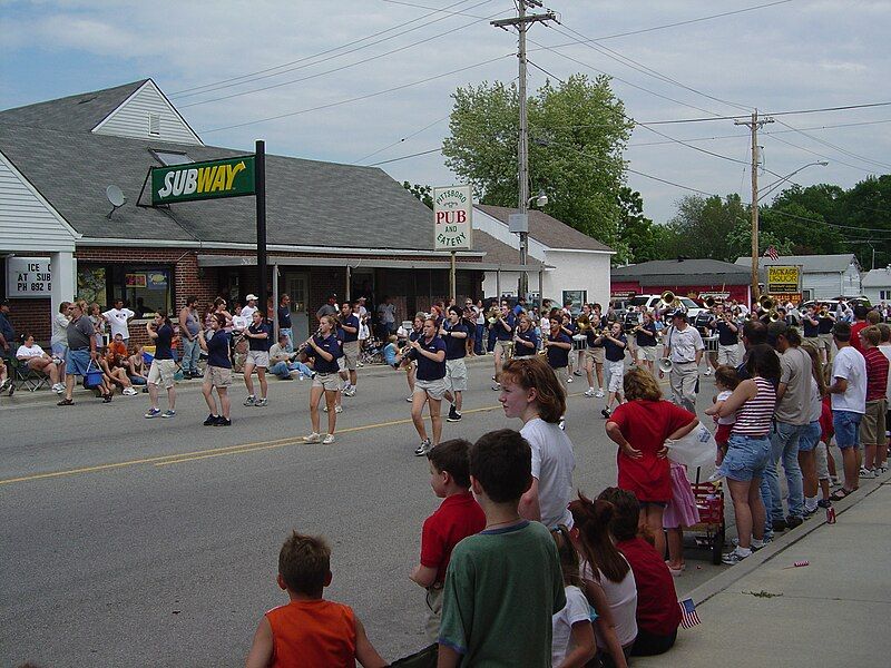 File:Pittsboro Parade.jpg