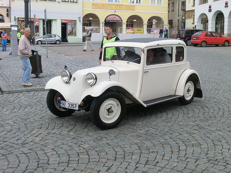 File:Tatra 57 bila.JPG