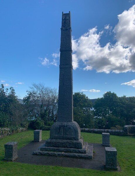 File:TobermonrWarMemorial (2).jpg