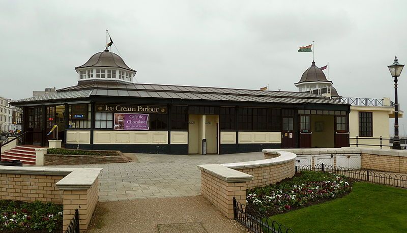 File:Bandstand 040.jpg