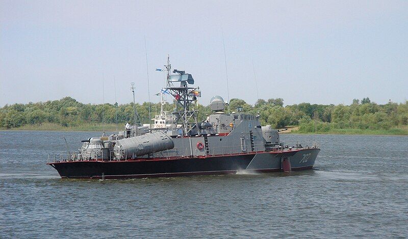 File:Caspian MRK 702.jpg