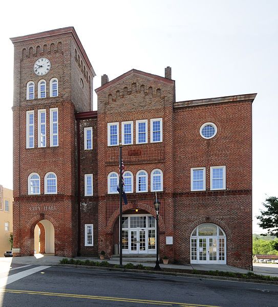 File:Chester City Hall.jpg