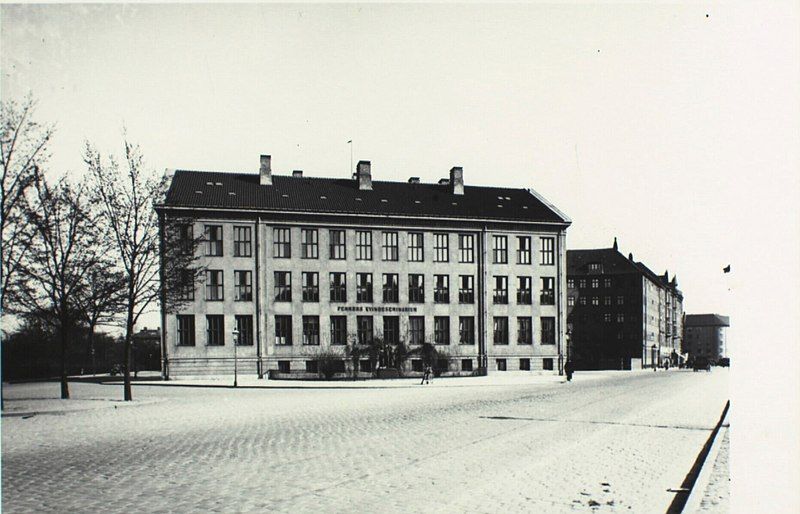 File:Femmers Kvindeseminarium, Struensegade.jpg