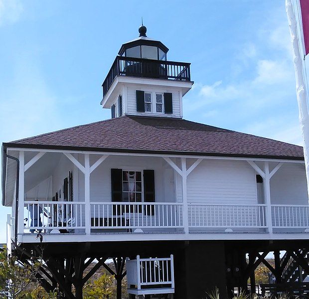 File:Gasparilla Main Lighthouse.jpg