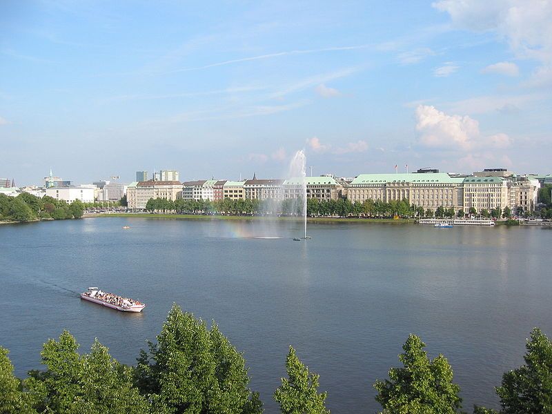 File:Hamburg Binnenalster.jpg