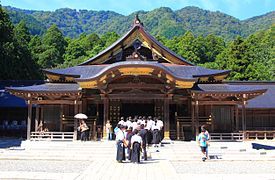 Yahiko Shrine