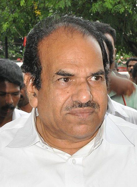 File:Kodiyeri.JPG