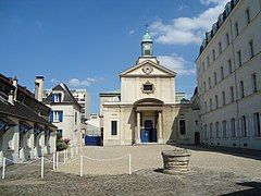 Entry to the Picpus Cemetery, the final resting place of 1306 victims of the local guillotine