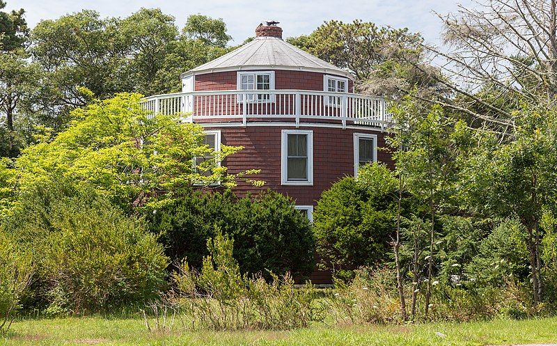 File:Round House, 1930.jpg