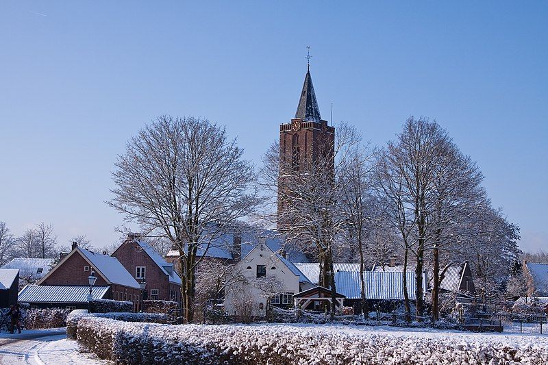 File:Soest-oudekerk-4816-rm34107.jpg