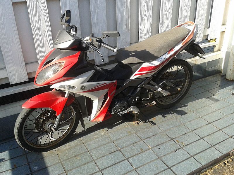 File:Yamaha X-1R 135.jpg