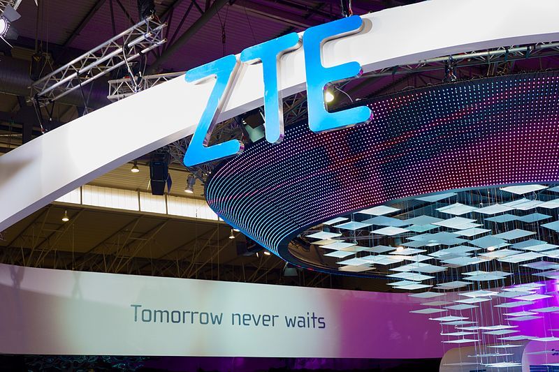 File:ZTE MWC 2015.jpg