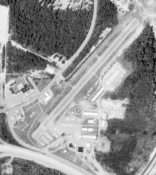 File:Bellevue Airfield.jpg