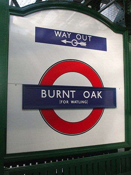 File:Burnt Oak roundel.JPG