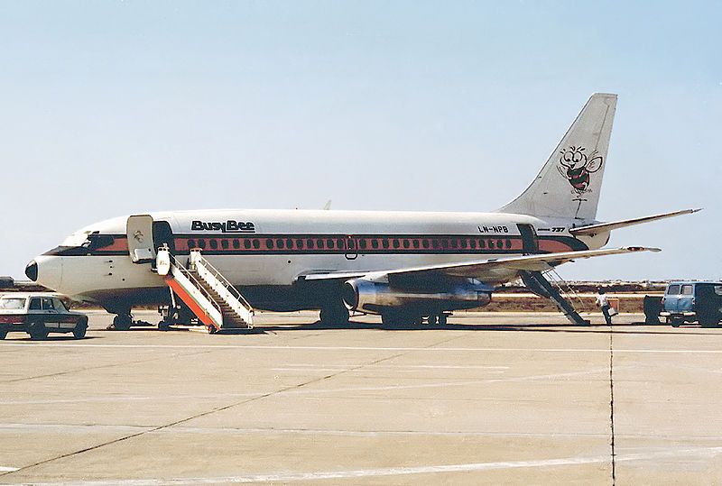 File:Busy Bee 737-200.jpg