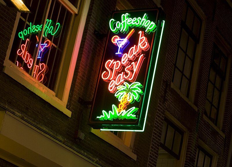 File:CoffeeShopAmsterdam.jpg