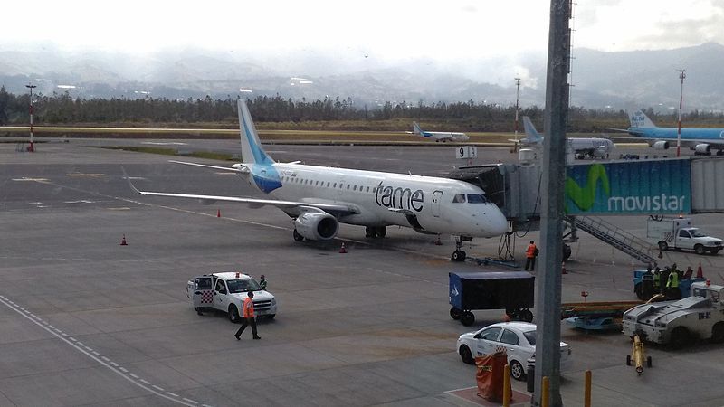 File:Embraer190tame.jpg