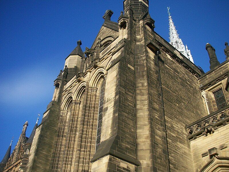 File:Glasgow University Chapel.jpg