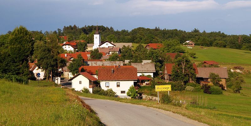 File:Hočevje.jpg