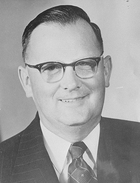 File:Lance Adams-Schneider, 1957.jpg