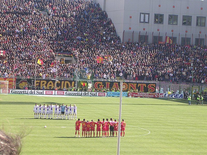 File:Messina-Bologna(lato curva).jpg